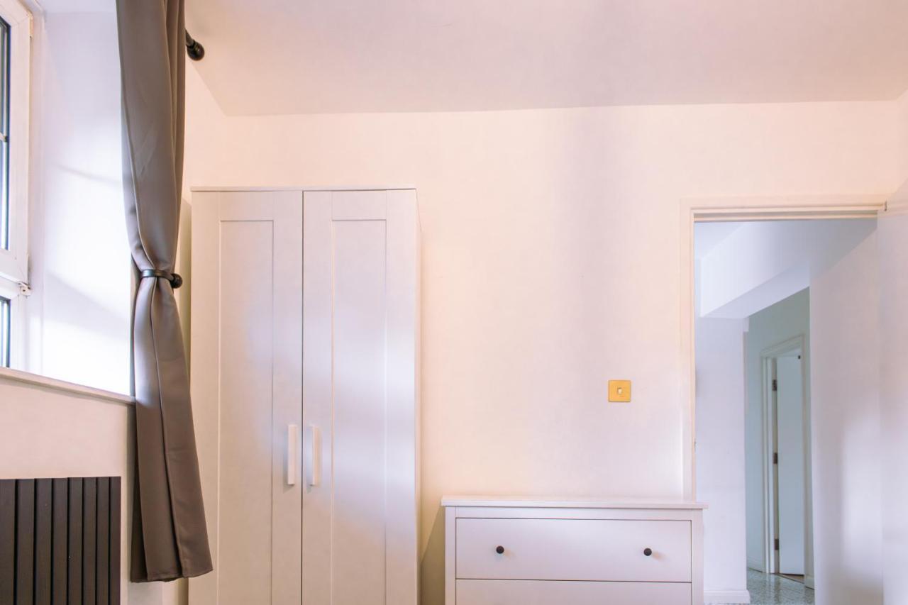 Nice 4 Bedroom Apartment Near City Centre 2-Min Walk To Metro !! Business & Family Friendly!! Londra Exterior foto